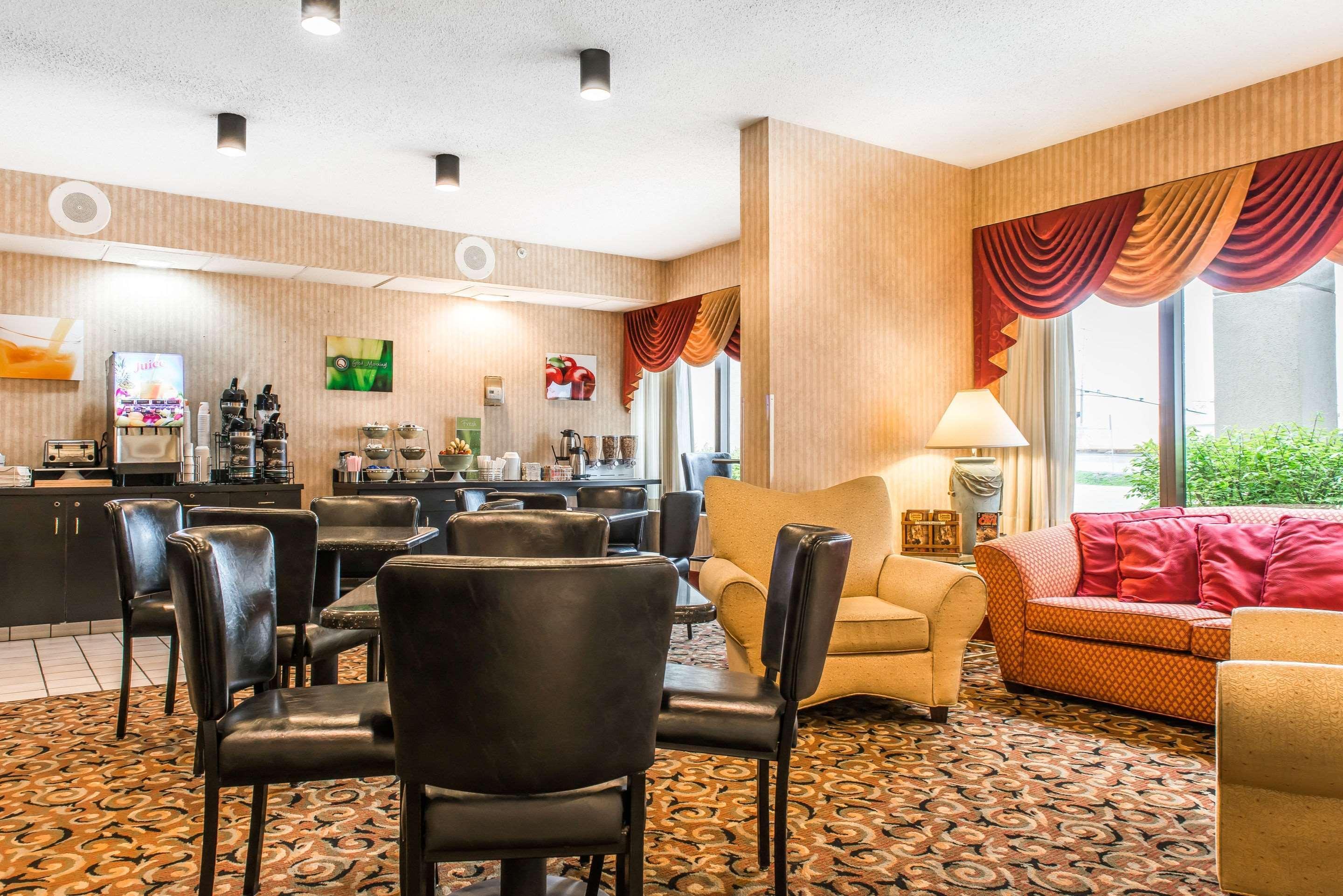 Comfort Inn Ebensburg Exterior photo